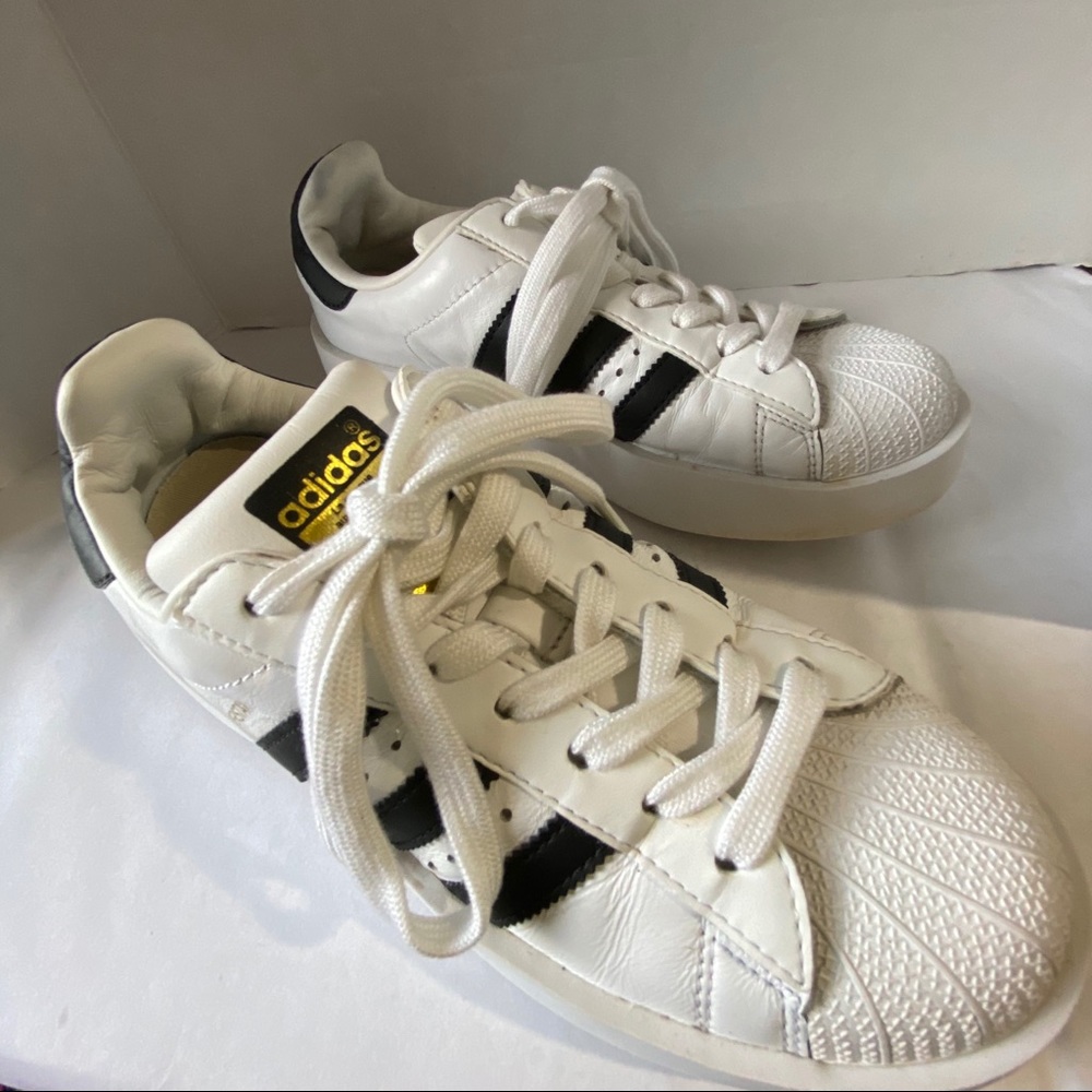 ADIDAS SUPERSTAR LA MARQUE AUX 3 BANDES SNEAKERS